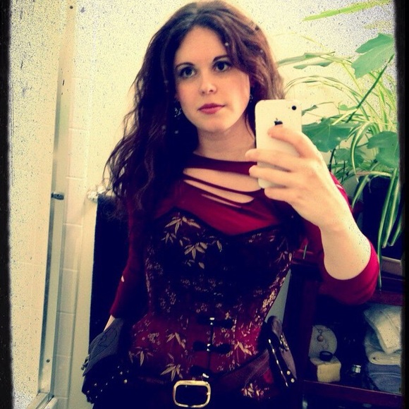 Research Scientist with way too many clothes - Picture 4 of 4